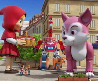 Super Wings - Le défilé de marionnettes géantes